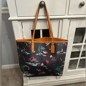 Coach large reversible market tote